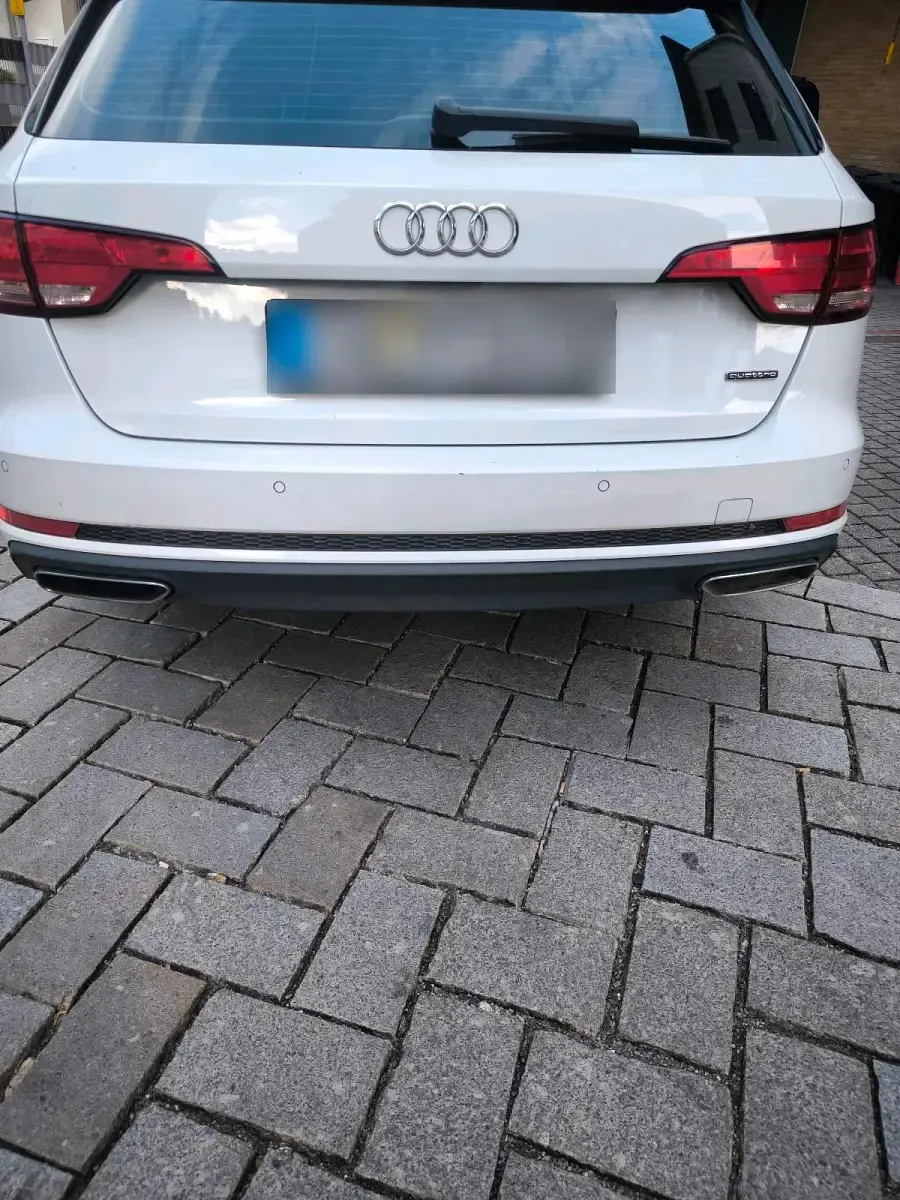 Gebraucht Audi A4 190 PS (139 kW) 2019 Weiß Kombi