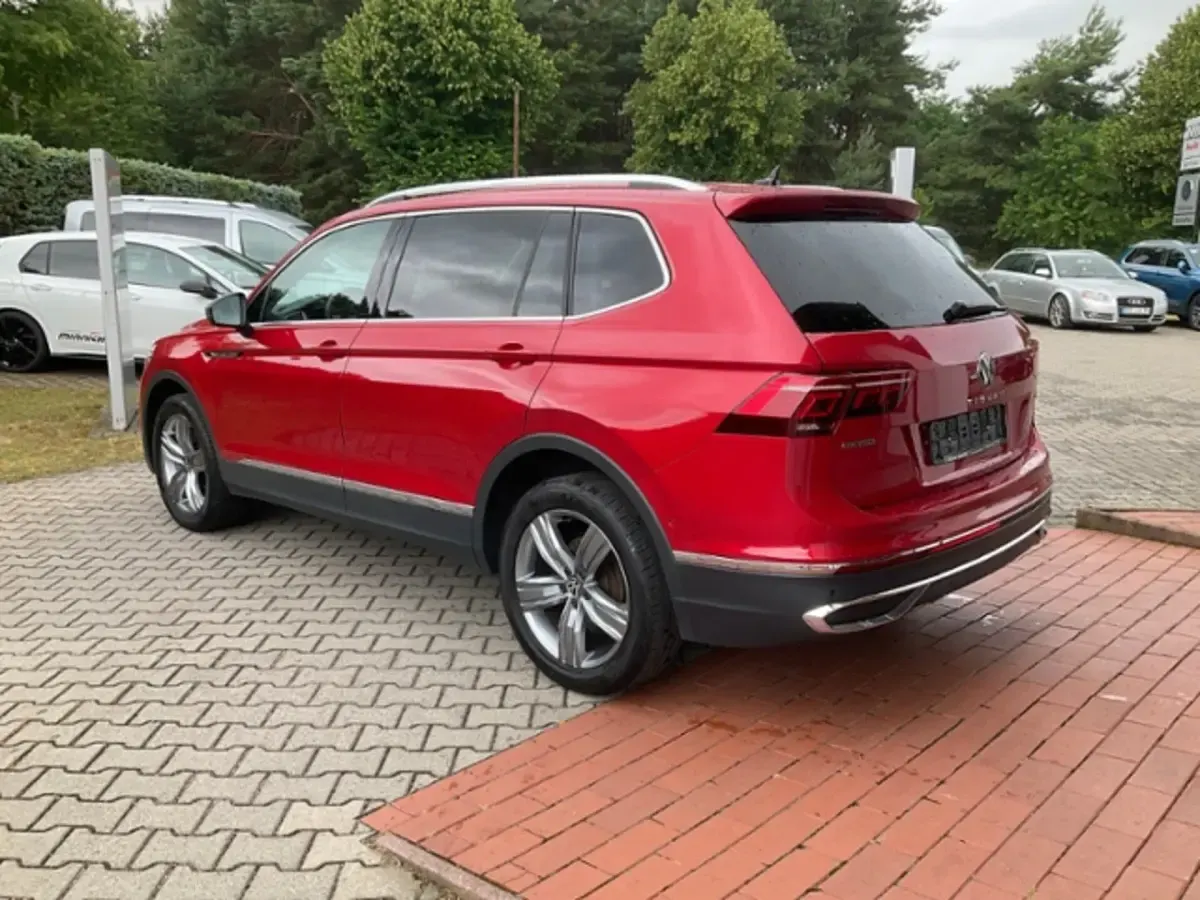 Gebraucht VW Tiguan Allspace Elegance 200 PS (147 kW) 2022 SUV