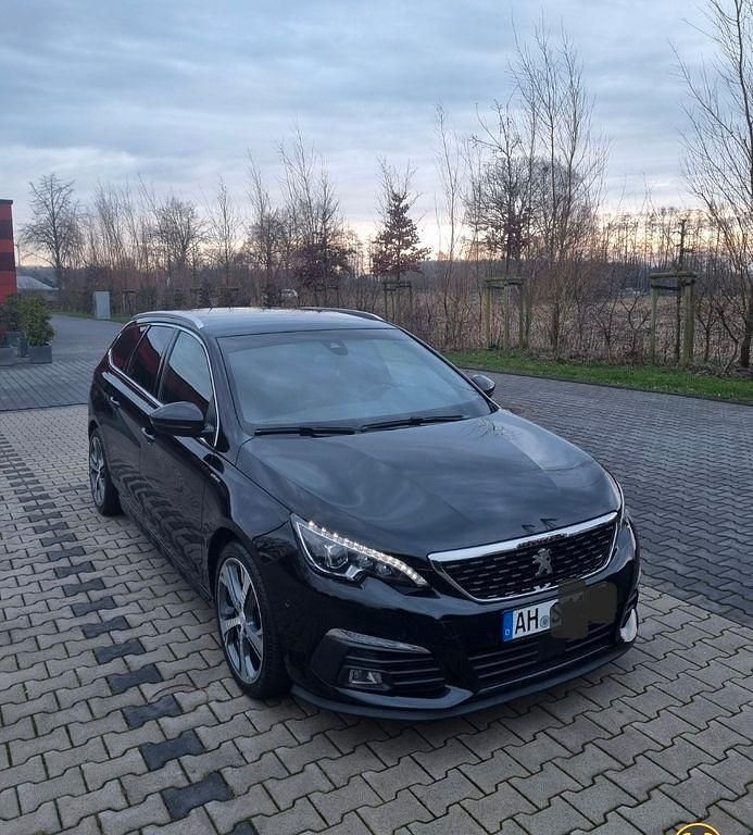 Schwarz Gebraucht 2018 Peugeot 308 GT-line Kombi | 12.500 € (Fairer Preis) - Bild 1/4