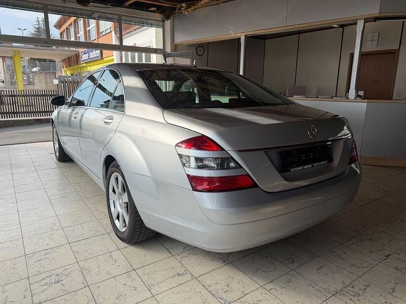 Gebraucht Mercedes S320 235 PS (172 kW) 2010 Iridiumsilber  metalliclack Limousine