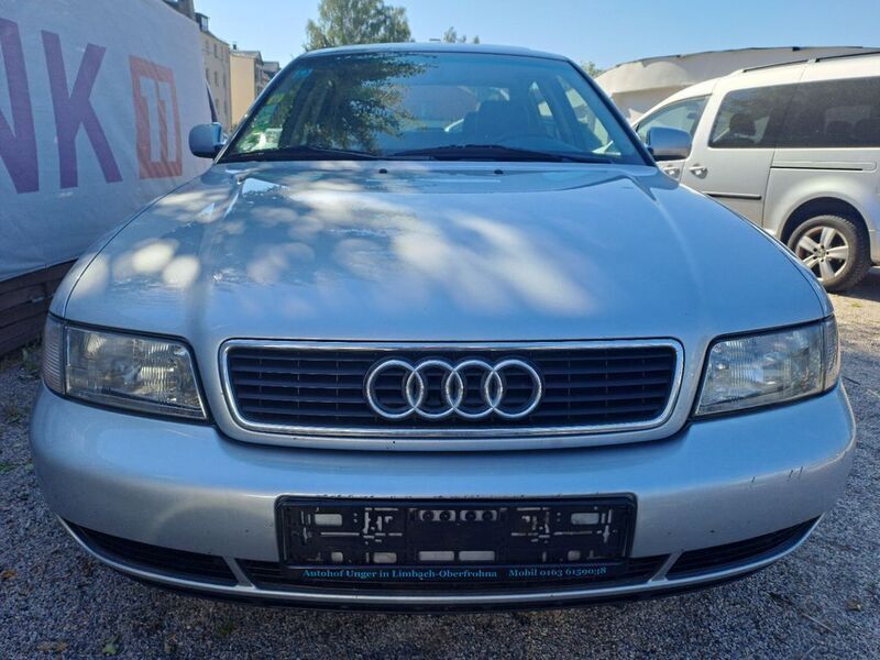 Gebraucht Audi A4 125 PS (91 kW) 1998 Silber Limousine