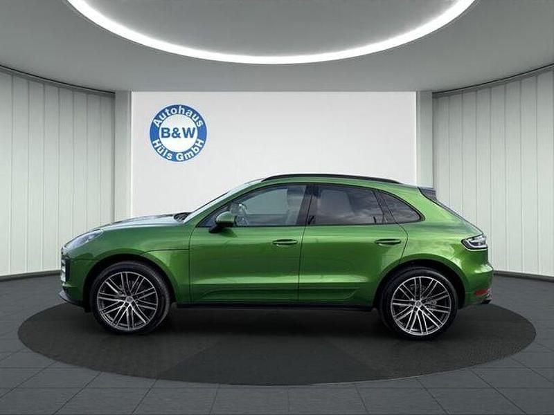 Gebraucht Porsche Macan Sport 245 PS (180 kW) 2018 Mambagrünmetallic SUV