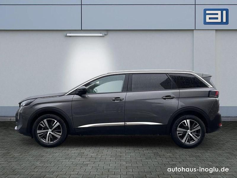 Gebraucht Peugeot 5008 Allure 131 PS (96 kW) 2024 Platiniumgrau SUV