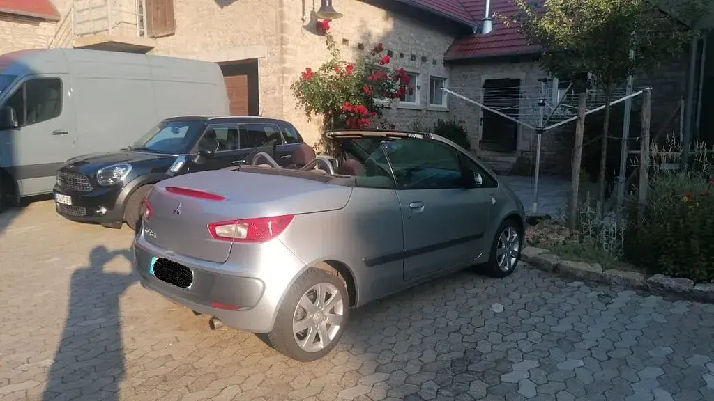 Gebraucht Mitsubishi Colt 109 PS (80 kW) 2009 Silber Kleinwagen