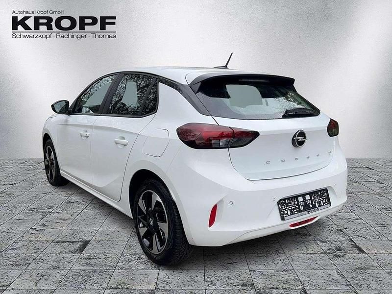 Gebraucht Opel Corsa-e Edition 100 kW (136 PS) 2023 Lack weiss banquise/typ aussen Kleinwagen