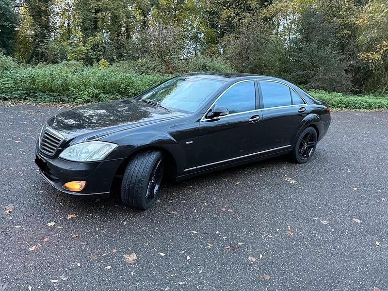 Gebraucht Mercedes S320 239 PS (175 kW) 2007 Schwarz Limousine