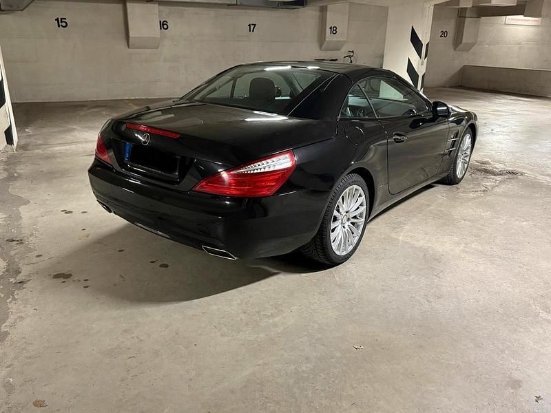 Gebraucht Mercedes SL350 306 PS (225 kW) 2012 Schwarz Cabrio
