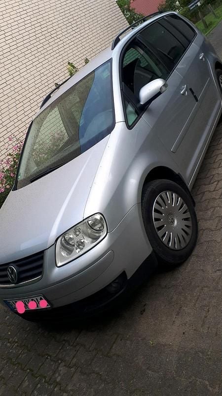 Silber Gebraucht 2004 VW Touran Van / Kleinbus | 2.999 € (Fairer Preis) - Bild 1/4