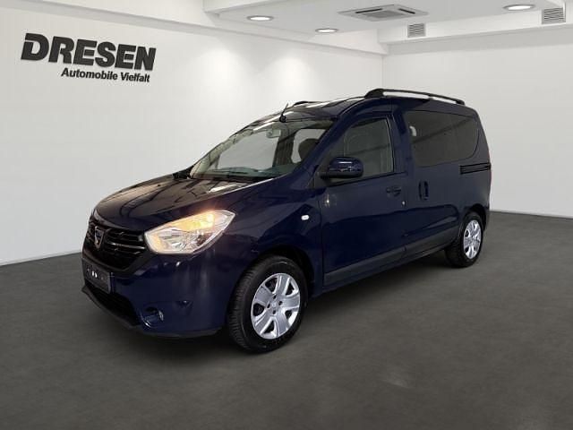 Blau Gebraucht 2019 Dacia Dokker Comfort Van / Kleinbus | 10.940 € (Superpreis) - Bild 1/4