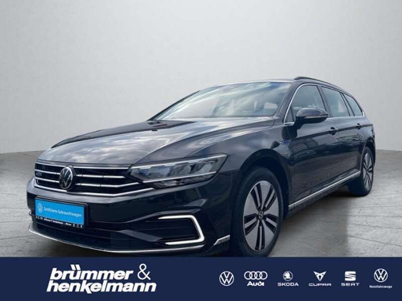 Grau Gebraucht 2021 VW Passat GTE Kombi | 23.489 € (Guter Preis) - Bild 1/4