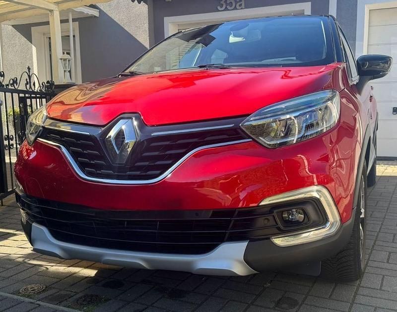 Rot Gebraucht 2019 Renault Captur Intens SUV | 12.790 € (Superpreis) - Bild 1/4