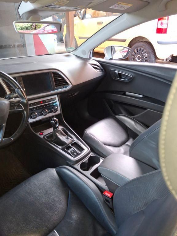Second-hand Seat Leon 116 CP (85 kW) 2018 Alb Berlinǎ