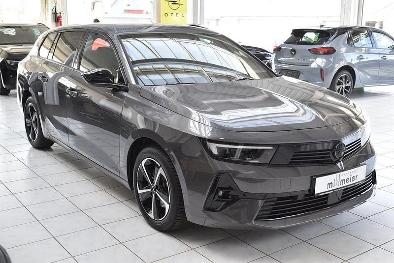 Gebraucht Opel Astra 131 PS (96 kW) 2024 Grau vulkan grau met. Limousine