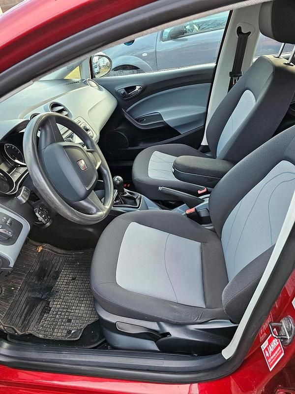 Gebraucht Seat Ibiza 70 PS (51 kW) 2013 Rot Kleinwagen