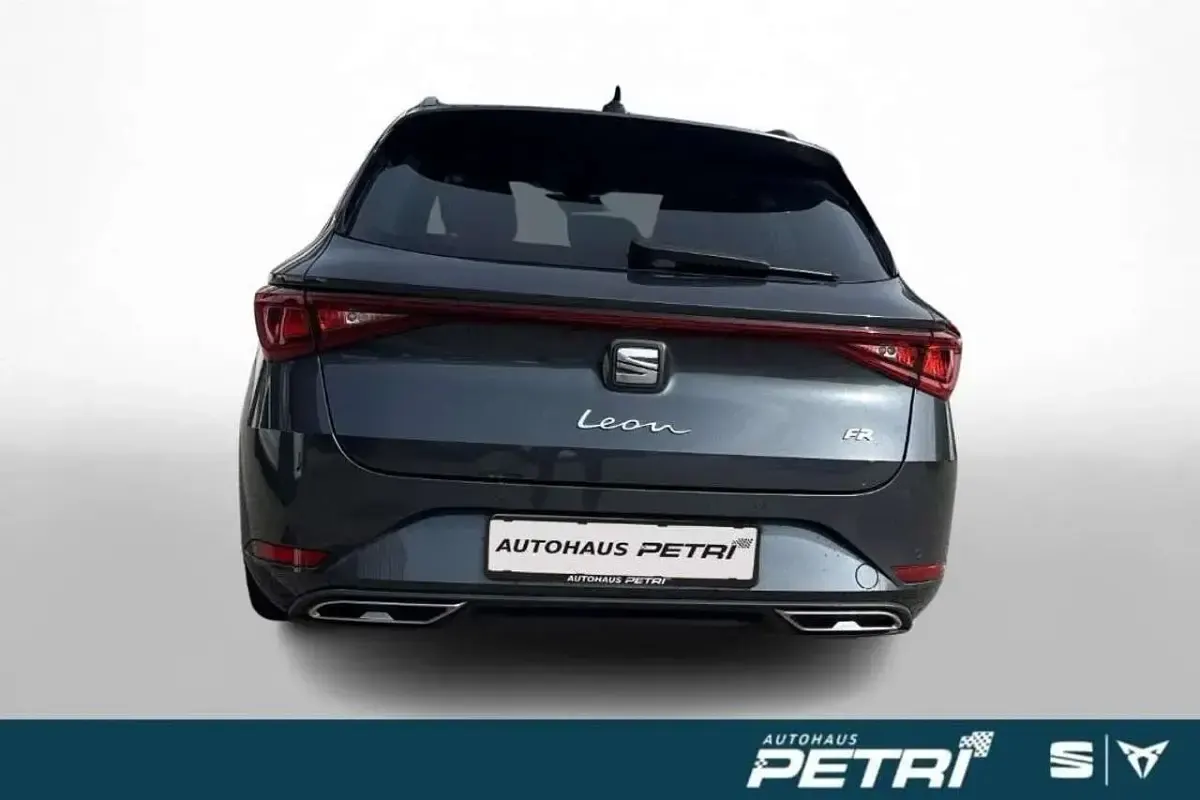 Brugt Seat Leon FR 150 HK (110 kW) 2022 Grå Sedan
