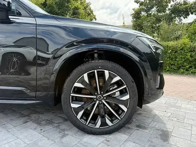 Gebraucht Volvo XC90 Plus 335 PS (246 kW) 2025 Schwarz SUV
