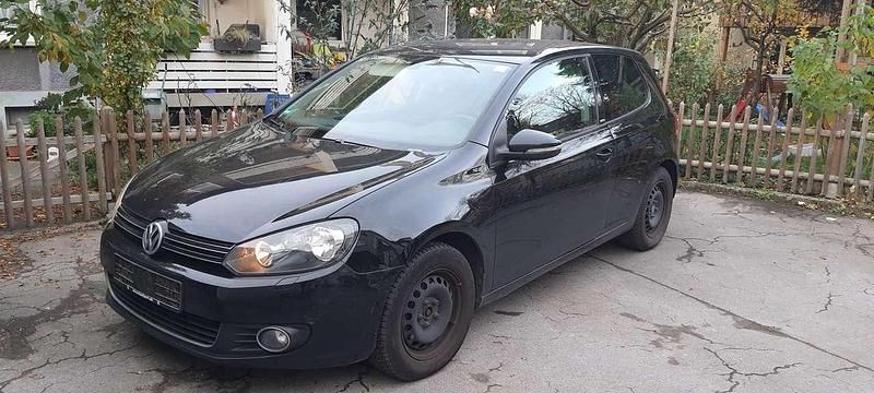 Schwarz Gebraucht 2011 VW Golf Style Limousine | 3.999 € (Superpreis) - Bild 1/4