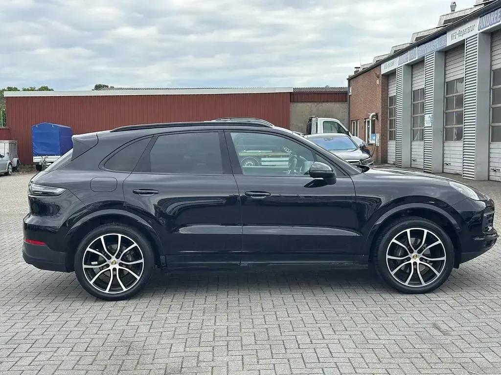 Usata Porsche Cayenne S Chrono 340 CV (250 kW) 2019 Nero SUV