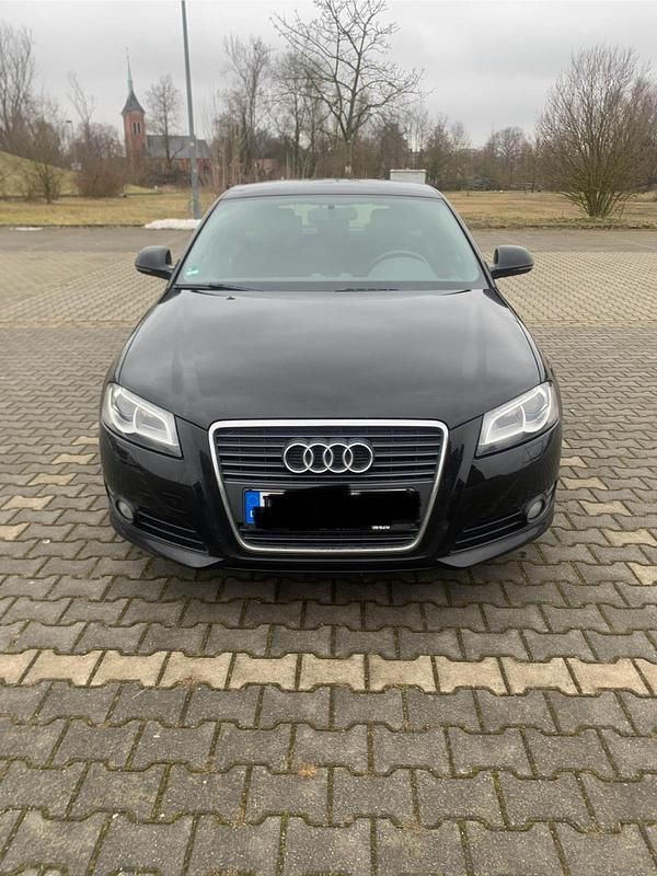Gebraucht Audi A3 Sportback 125 PS (91 kW) 2010 Schwarz Kleinwagen