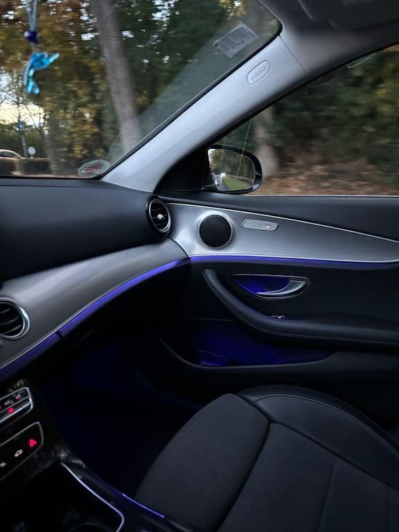 Gebraucht Mercedes E220 194 PS (142 kW) 2017 Schwarz Kombi