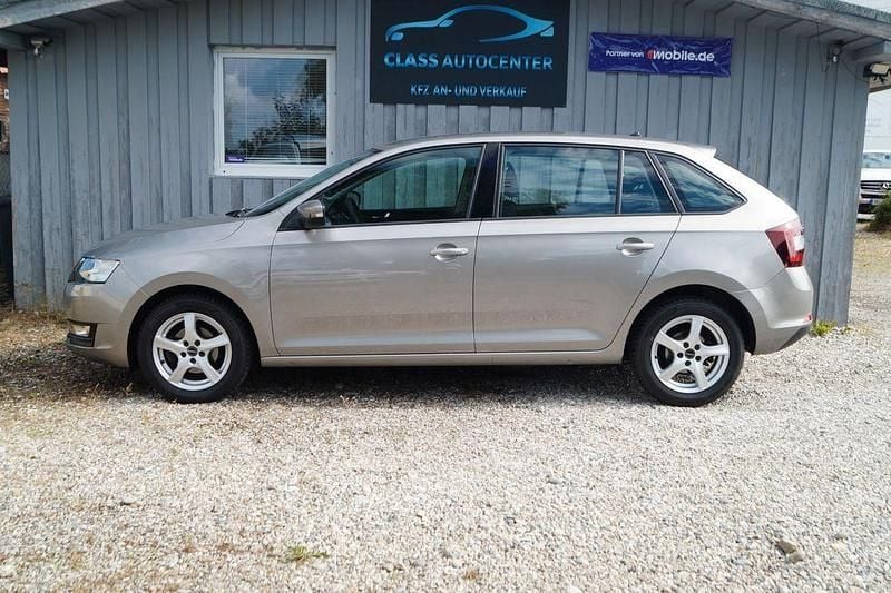 Gebraucht Skoda Rapid Active 95 PS (69 kW) 2018 Beige Kleinwagen