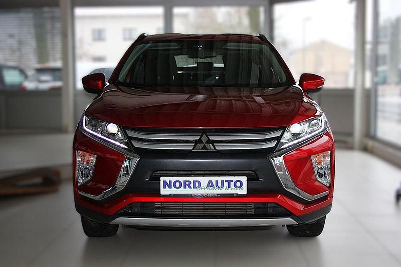 Gebraucht Mitsubishi Eclipse Cross 163 PS (119 kW) 2019 Rot SUV