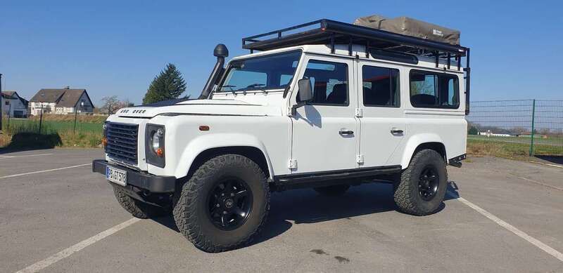 Weiß Gebraucht 2012 Land Rover Defender SUV | 34.990 € - Bild 1/4