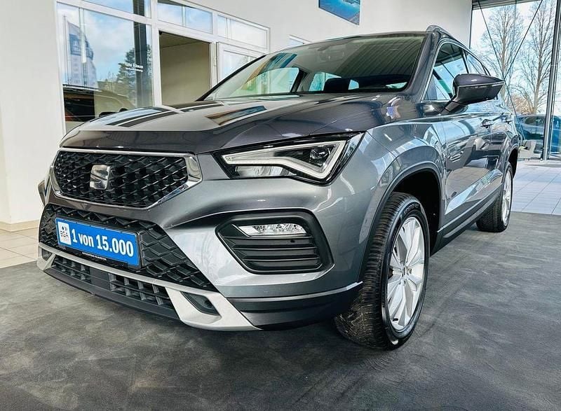 Gebraucht Seat Ateca Style 150 PS (110 kW) 2022 Grau SUV