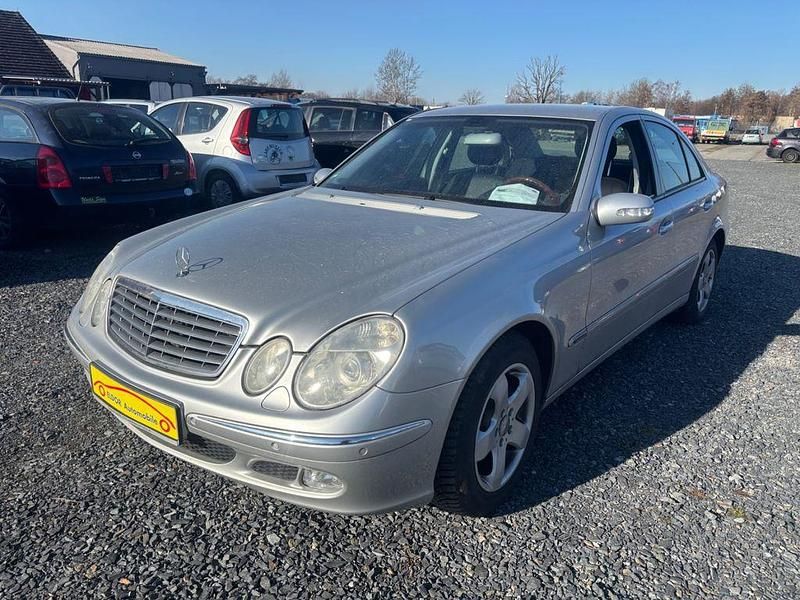 Gebraucht Mercedes E240 177 PS (130 kW) 2003 Grau Limousine