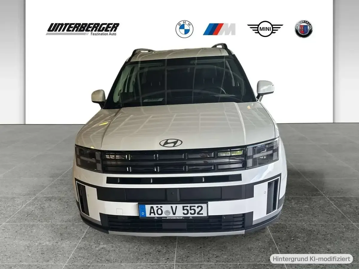 Gebraucht Hyundai Santa Fe Intro Edition 215 PS (158 kW) 2025 Creamy white / mic SUV