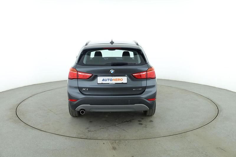 Gebraucht BMW X1 Advantage 140 PS (102 kW) 2019 Grau SUV