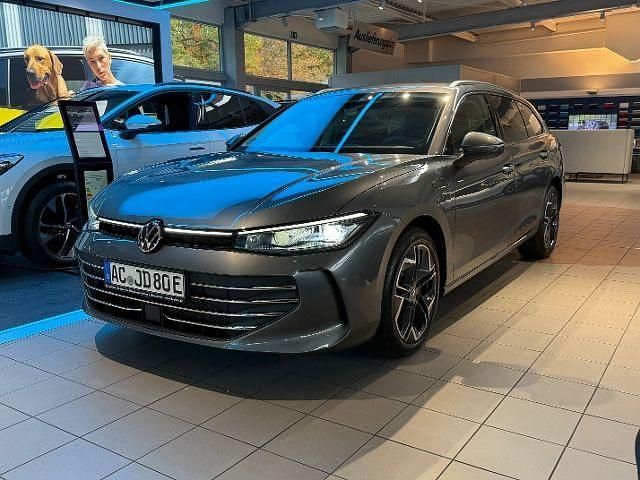 Gebraucht VW Passat Business 150 PS (110 kW) 2024 Diabasgrau metallic Kombi