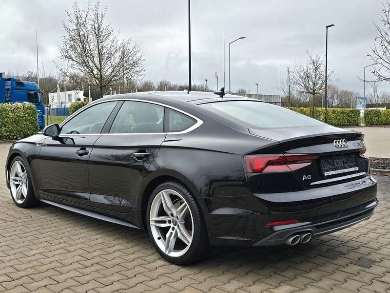 Gebraucht Audi A5 Sportback S-Line 190 PS (139 kW) 2019 Schwarz Kleinwagen