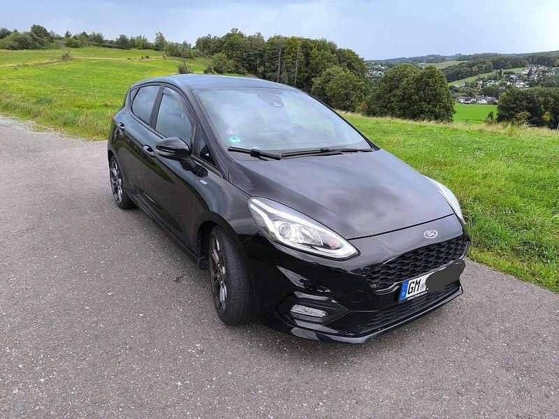 Schwarz Gebraucht 2018 Ford Fiesta ST-Line Limousine | 11.850 € - Bild 1/4