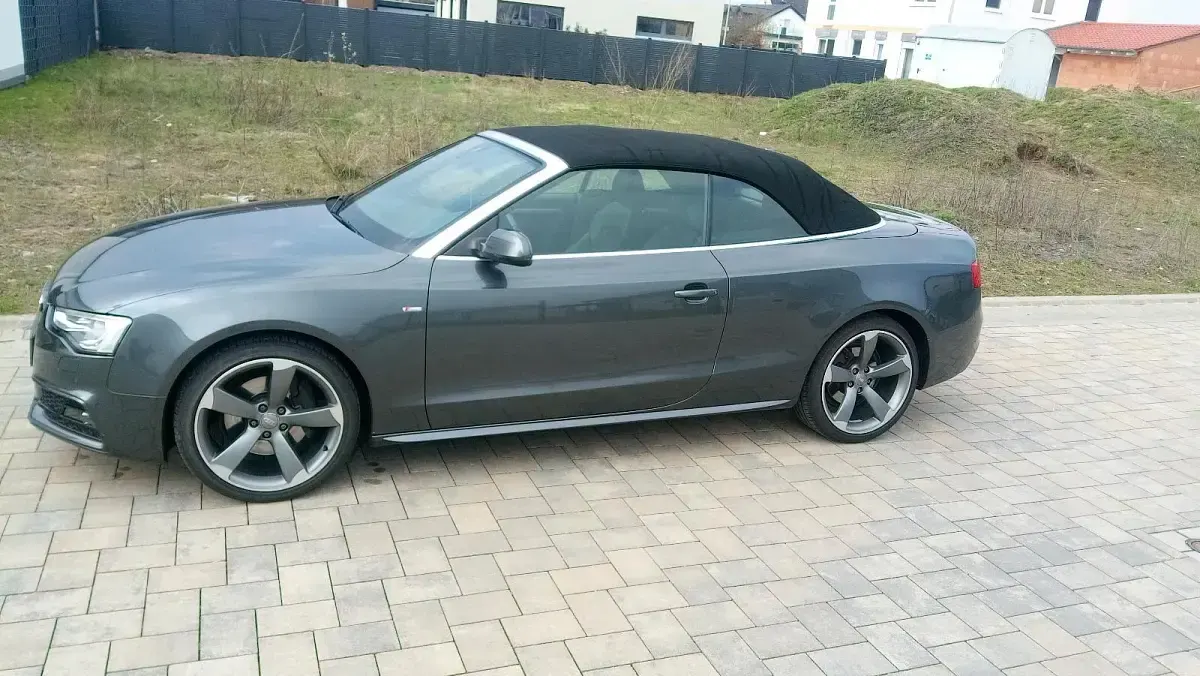 Gebraucht Audi A5 Cabriolet 204 PS (150 kW) 2013 Grau Cabrio