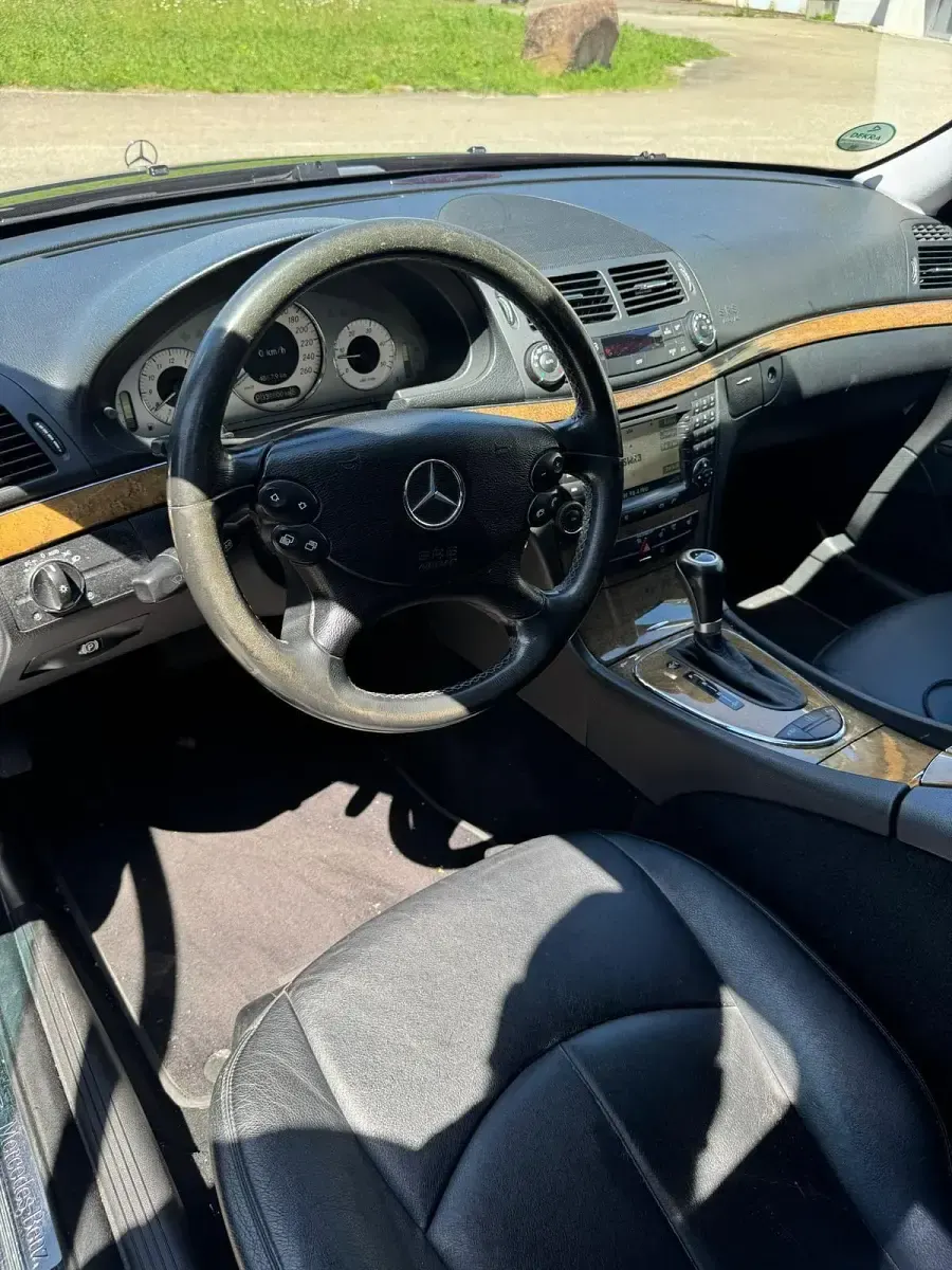 Gebraucht Mercedes E320 Avantgarde 224 PS (164 kW) 2008 Schwarz Kombi