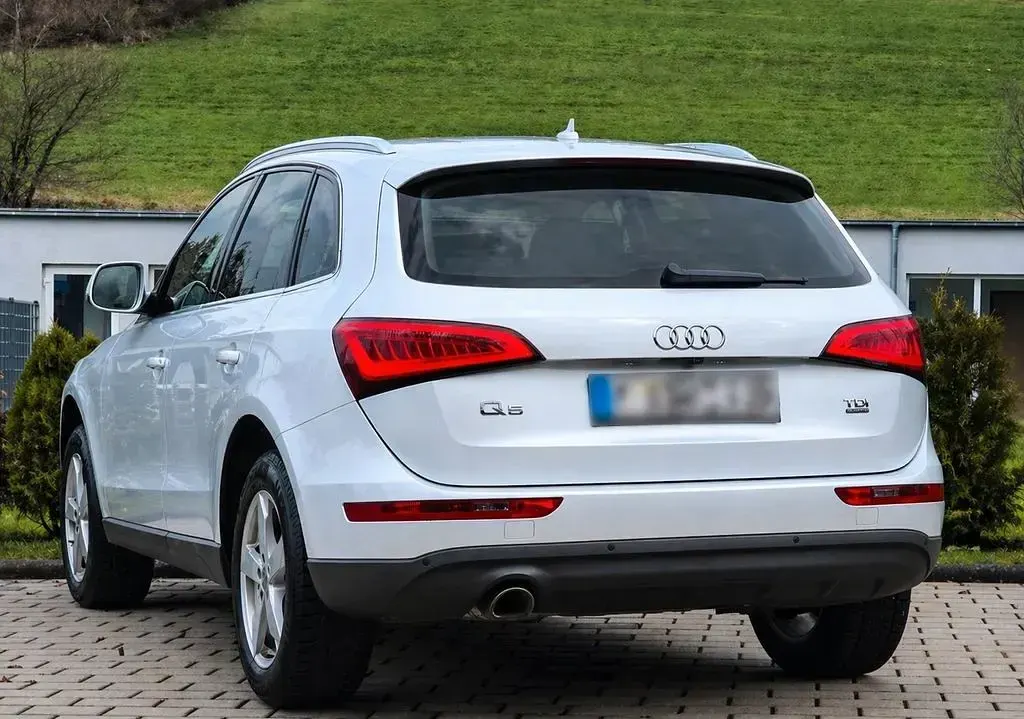 Używany Audi Q5 177 KM (130 kW) 2013 Srebrny SUV