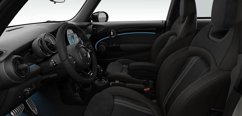 Gebraucht Mini Cooper 136 PS (100 kW) 2023 Silber Kleinwagen