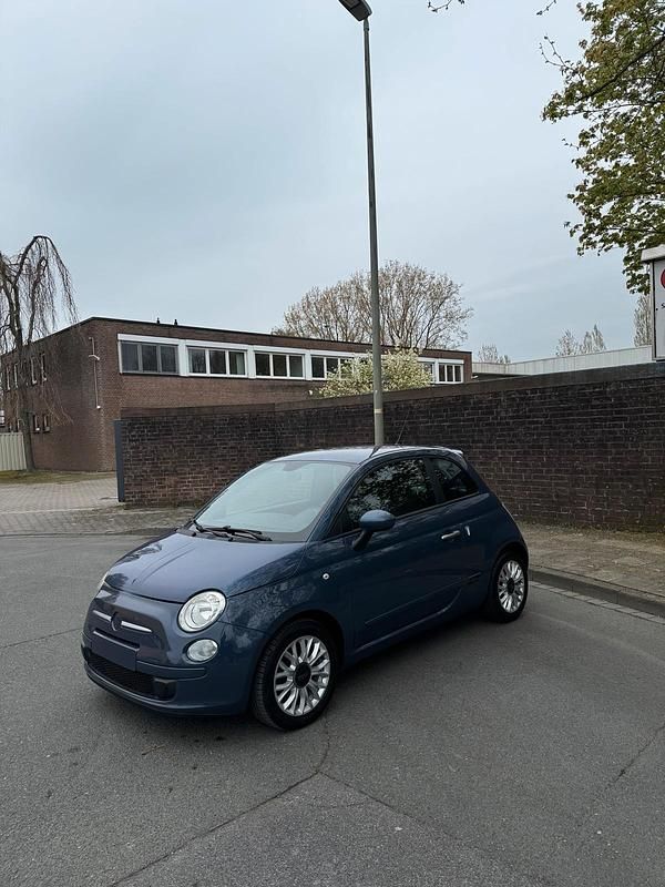 Gebraucht Fiat 500 85 PS (62 kW) 2011 Blau Kleinwagen