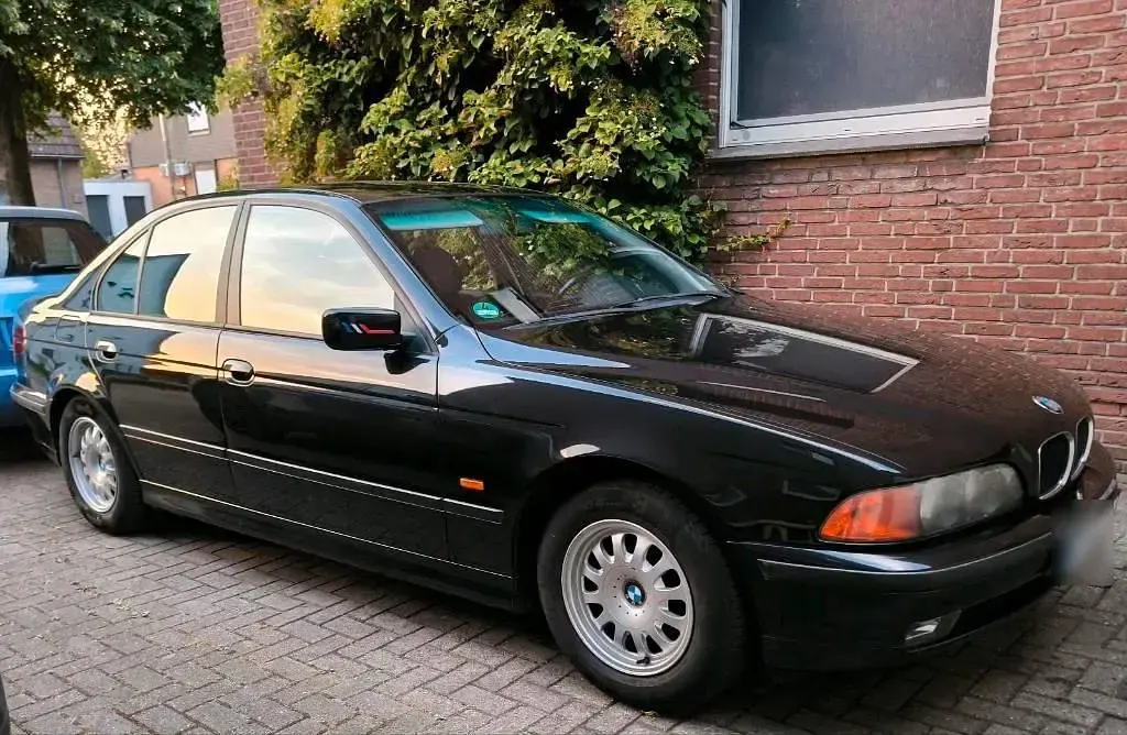 Gebraucht BMW 520 150 PS (110 kW) 1997 Schwarz Limousine