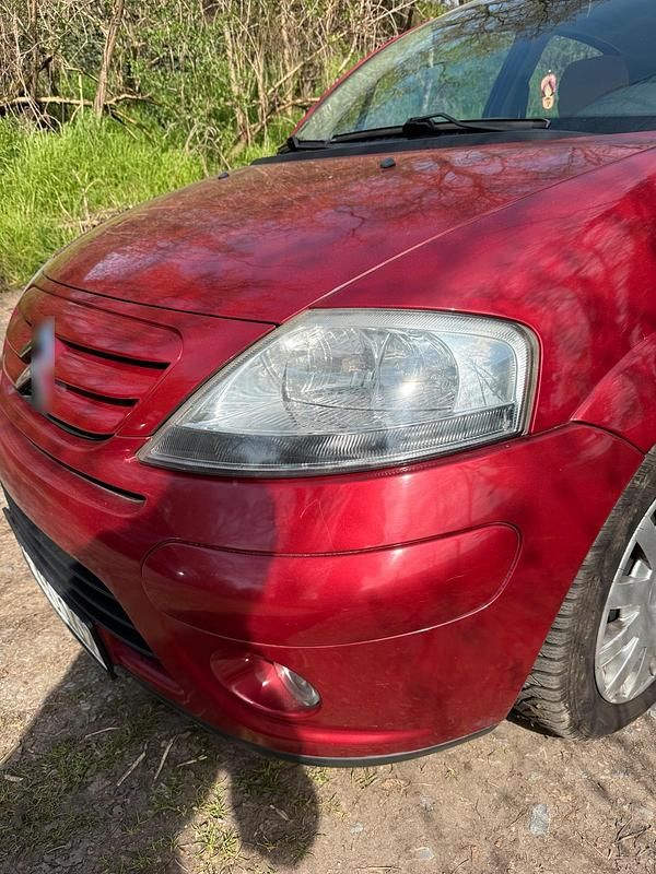 Gebraucht Citroën C3 108 PS (79 kW) 2007 Rot Kleinwagen