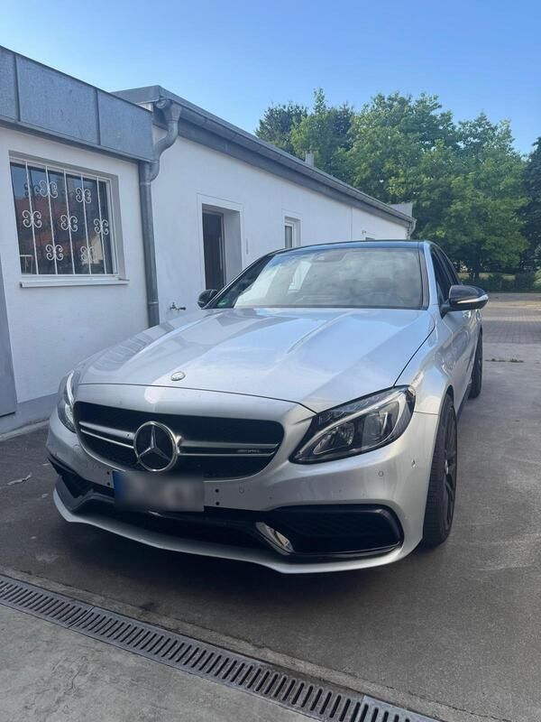 Silber Gebraucht 2015 Mercedes C63 AMG AMG Limousine | 38.000 € (Teuer) - Bild 1/4