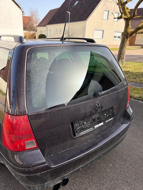 Gebraucht VW Bora Highline 150 PS (110 kW) 2002 Violett Kombi