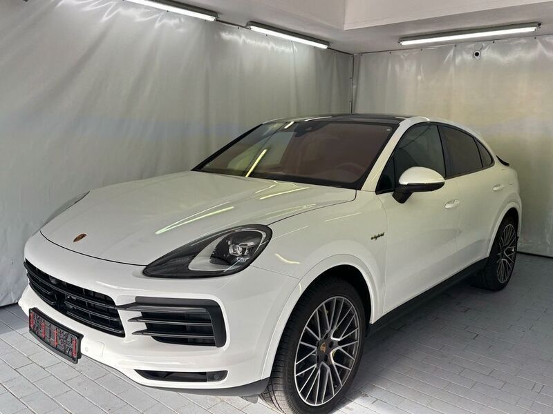 Weiß Gebraucht 2022 Porsche Cayenne Platinum Edition SUV | 77.900 € (Superpreis) - Bild 1/4