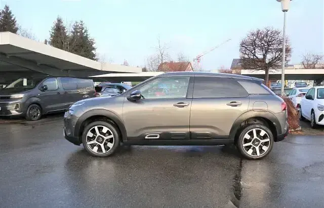 Gebraucht Citroën C4 Cactus PureTech 110 PS (80 kW) 2018 Platiniumgrau Kleinwagen