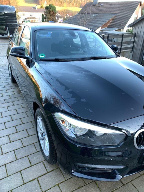 Gebraucht BMW 116 109 PS (80 kW) 2016 Schwarz Kleinwagen