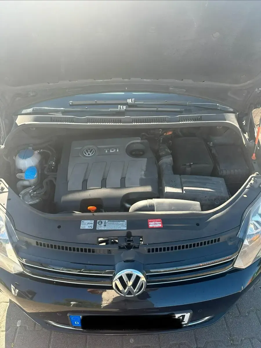 Gebraucht VW Golf VI 105 PS (77 kW) 2011 Schwarz Kleinwagen