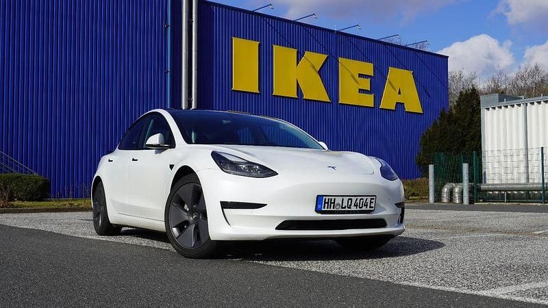 Gebraucht Tesla Model 3 Standard Range Plus 225 kW (306 PS) 2021 Weiß Limousine