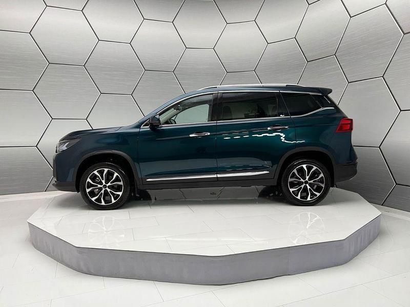 Neu DFSK Forthing 3 163 PS (119 kW) 2025 Grün SUV