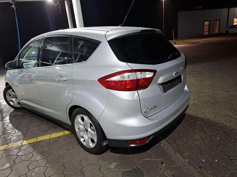 Gebraucht Ford Grand C-Max 125 PS (91 kW) 2011 Silber Van / Kleinbus